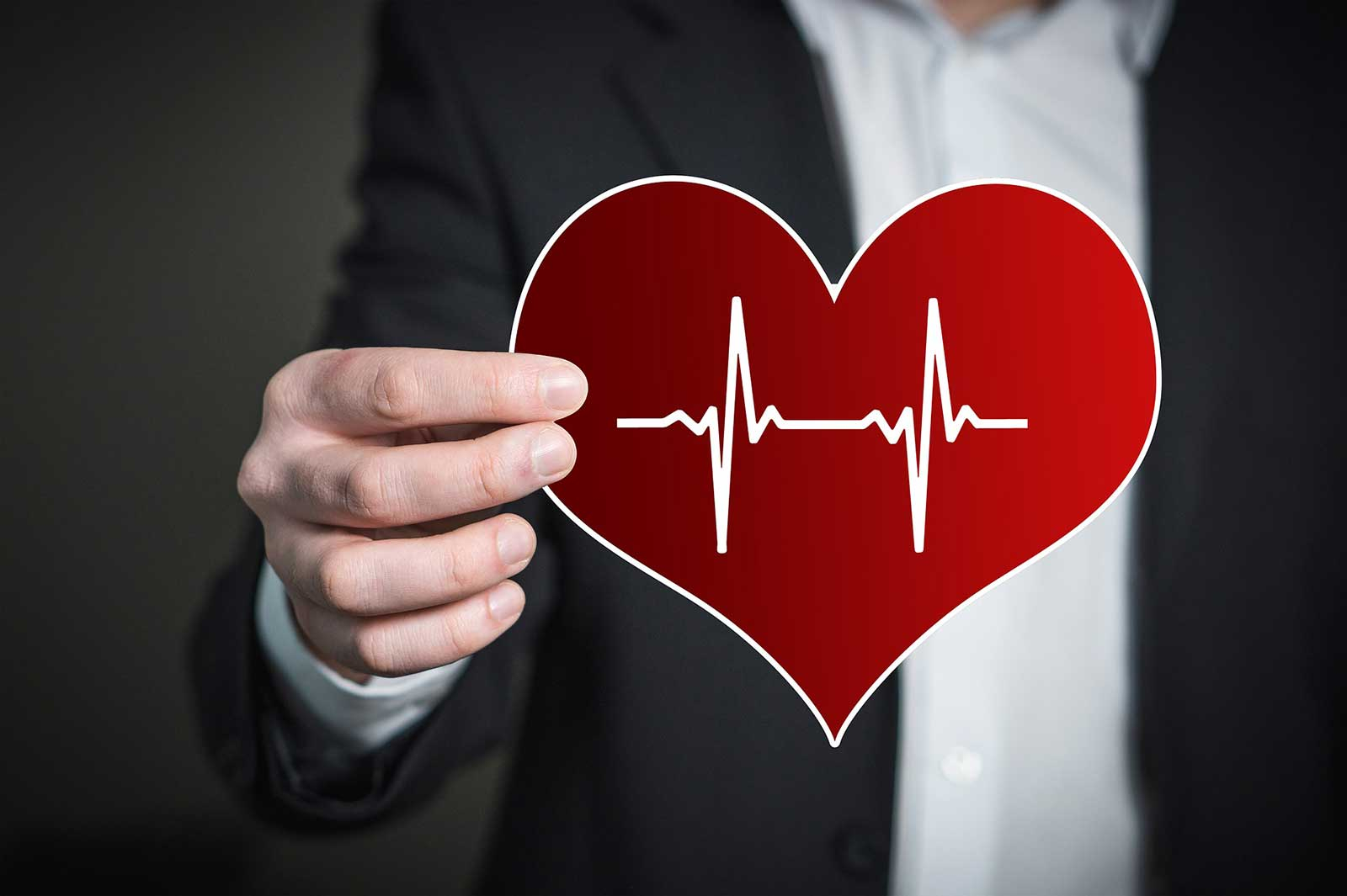 Хвороби серця являють собою найбільшу небезпеку 